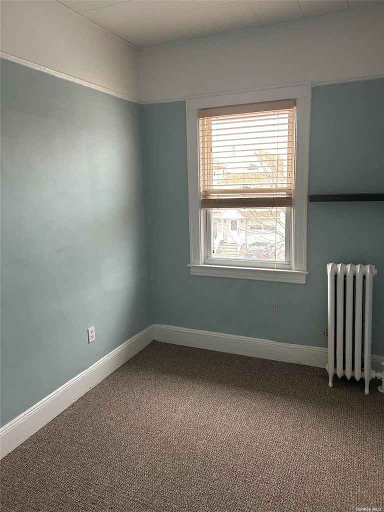 527 W Fulton Street - Photo 2