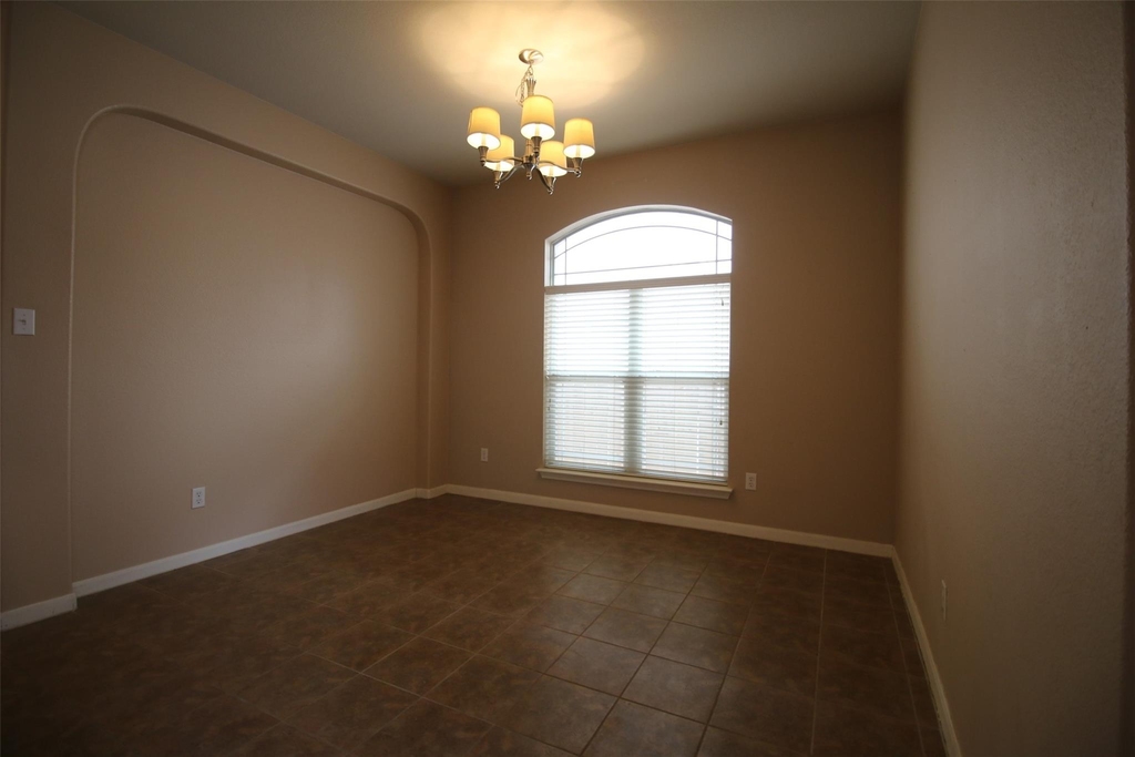 1706 Wood Vista Pl - Photo 5