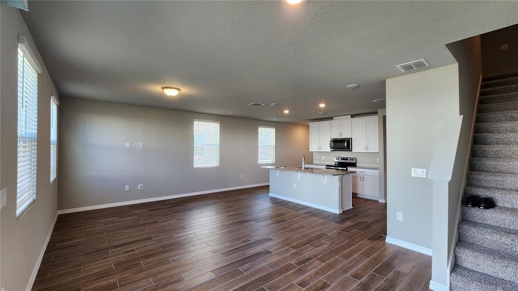 797 Legacy Drive - Photo 2