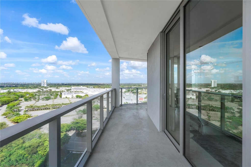 2000 Metropica Way - Photo 14