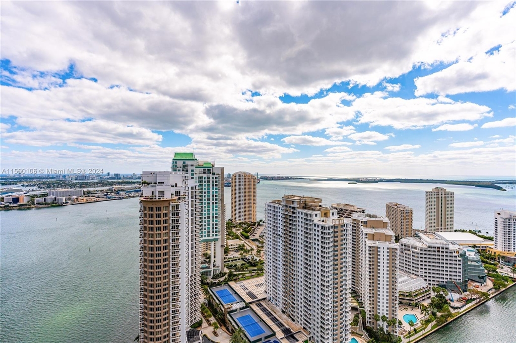 475 Brickell Ave - Photo 4