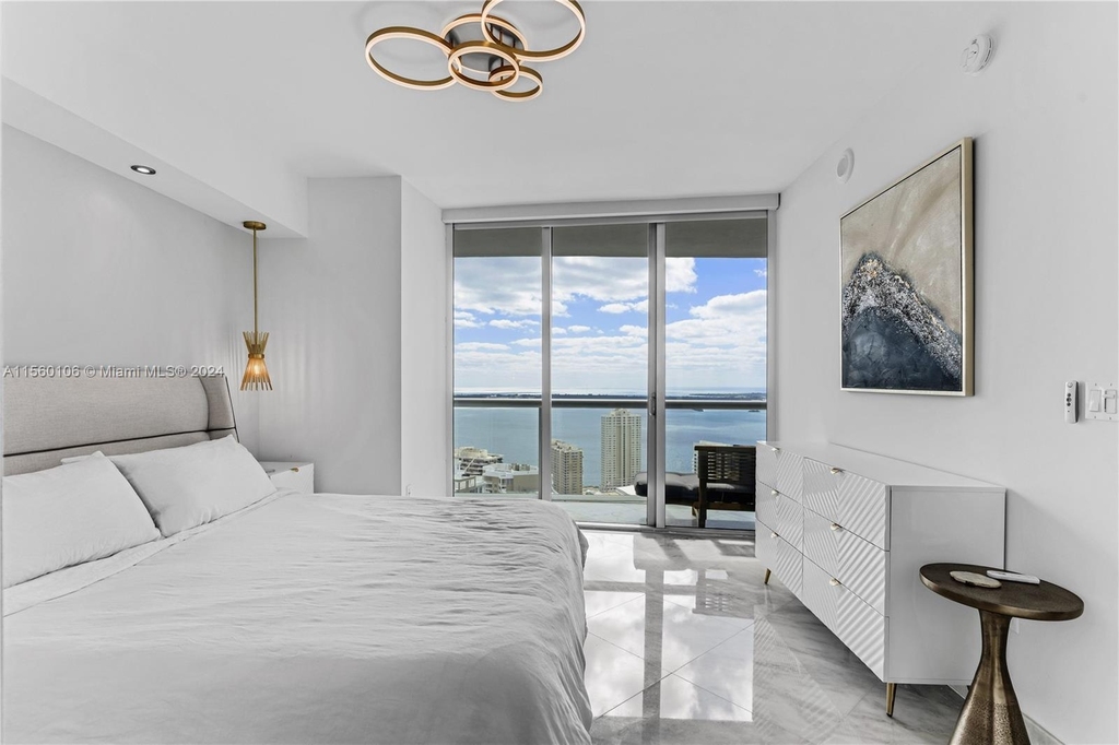 475 Brickell Ave - Photo 2