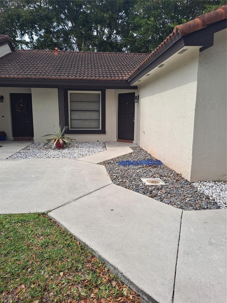 15220 Sw 48th Ter - Photo 5