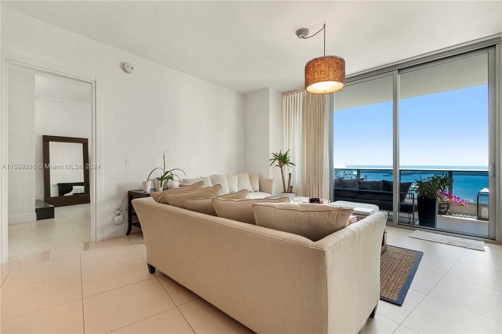 200 Biscayne Boulevard Way - Photo 1