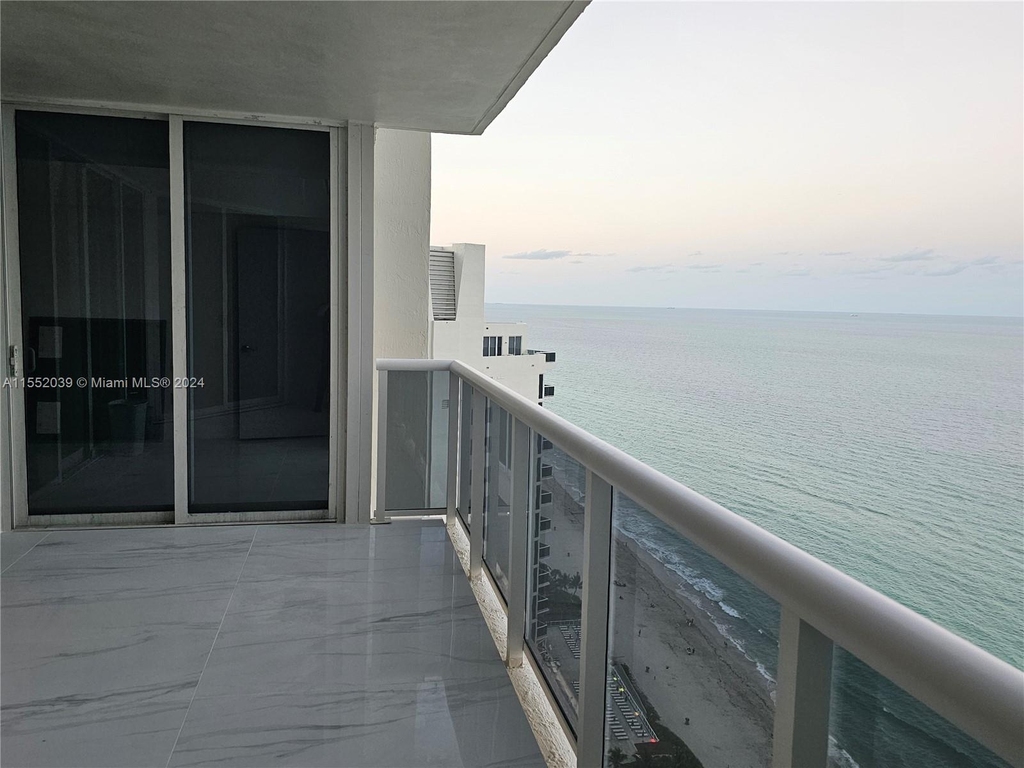 19111 Collins Ave - Photo 2