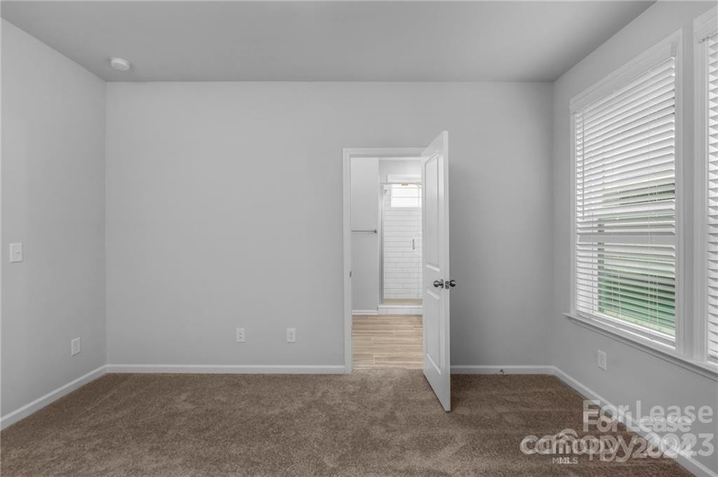 6327 Southgrove Street - Photo 12