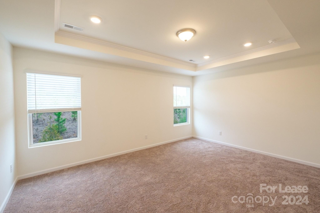 2746 Trinity Street - Photo 6