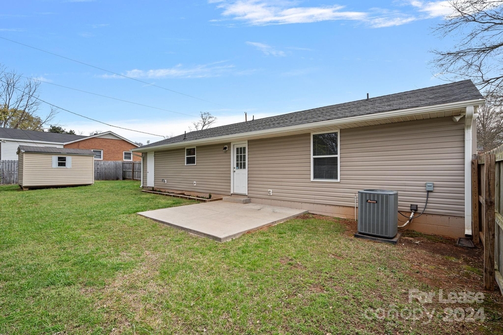 2101 English Drive - Photo 15