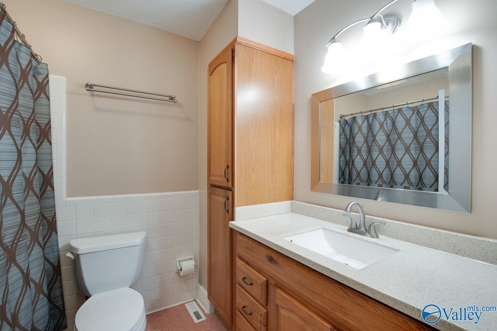 1005 Riviera Avenue - Photo 29