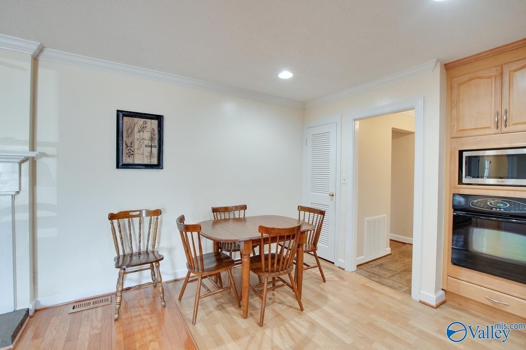 1005 Riviera Avenue - Photo 16