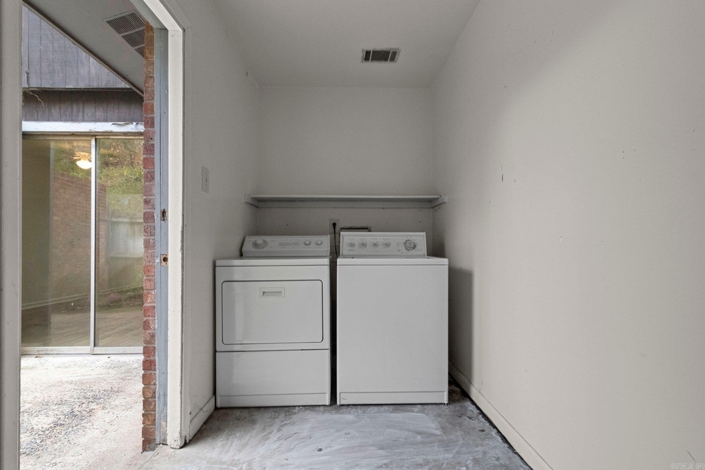 2607 W 58th - Photo 9