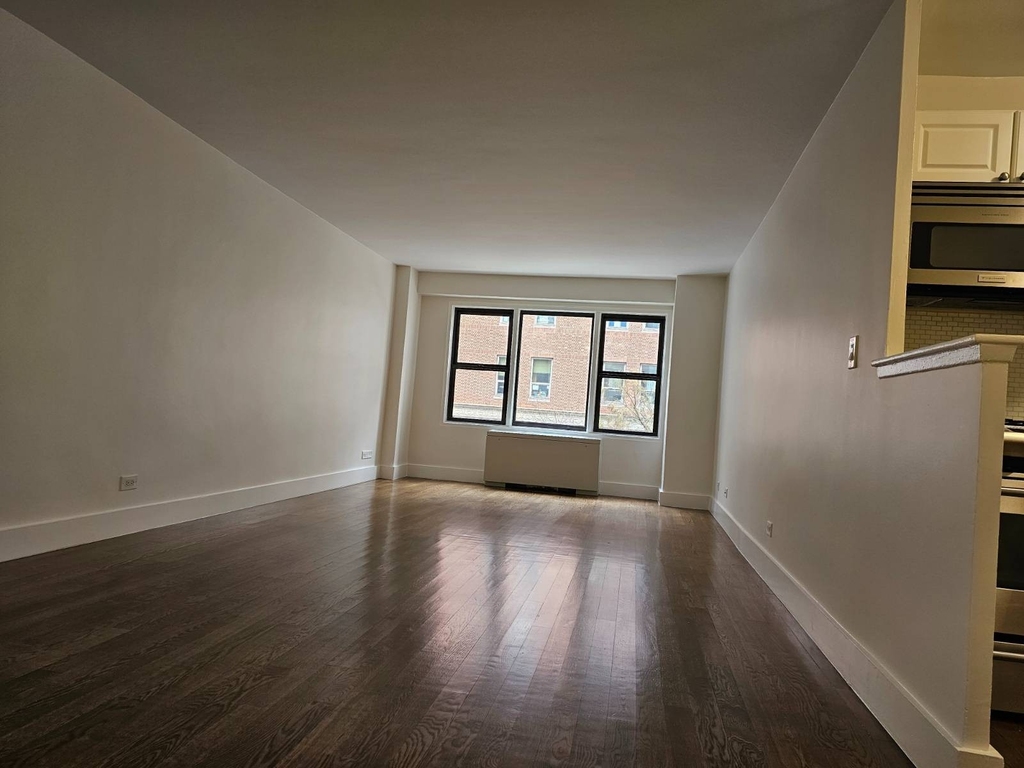 220 East 63rd Street - Photo 0