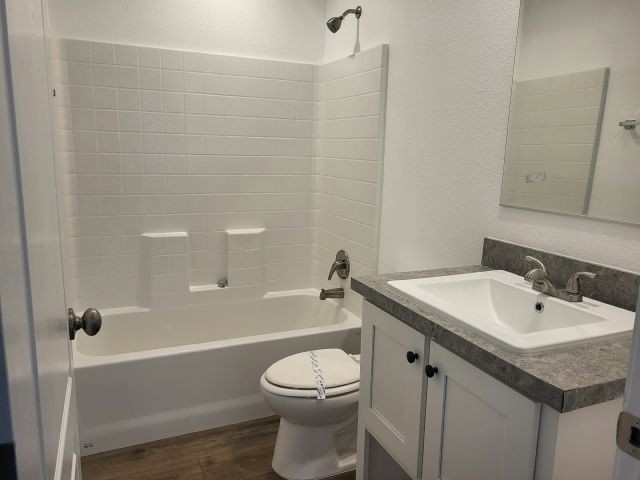 4650 E. Carey Ave - Photo 10