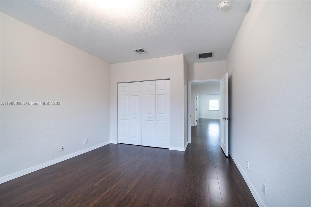 5327 Sw 40th Ave - Photo 37