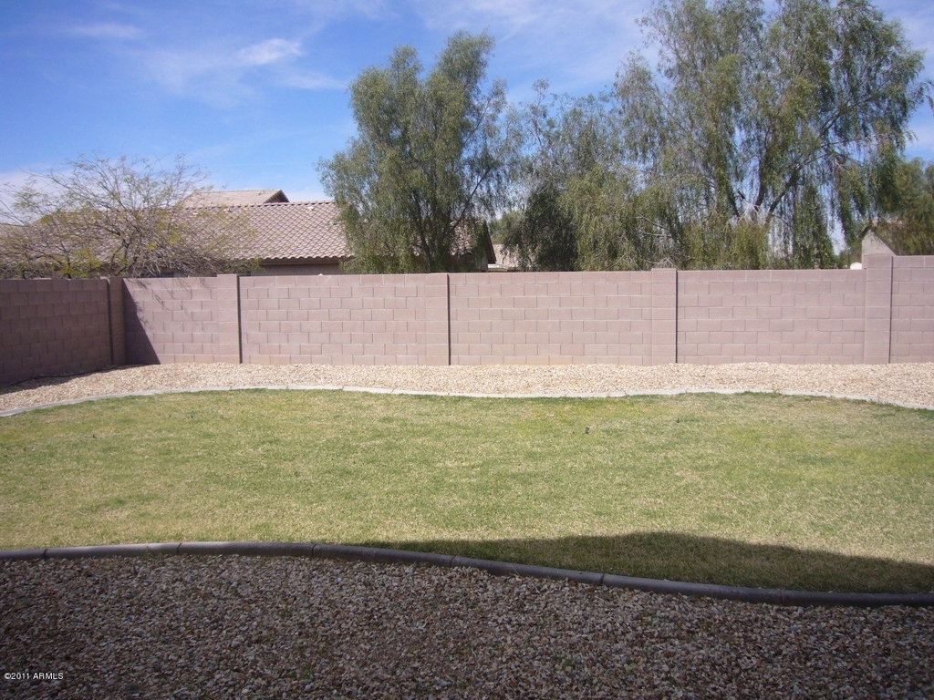 15602 W Gross Avenue - Photo 8