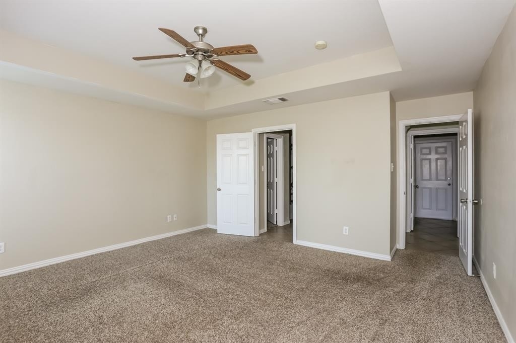 233 Kennedy Court - Photo 8