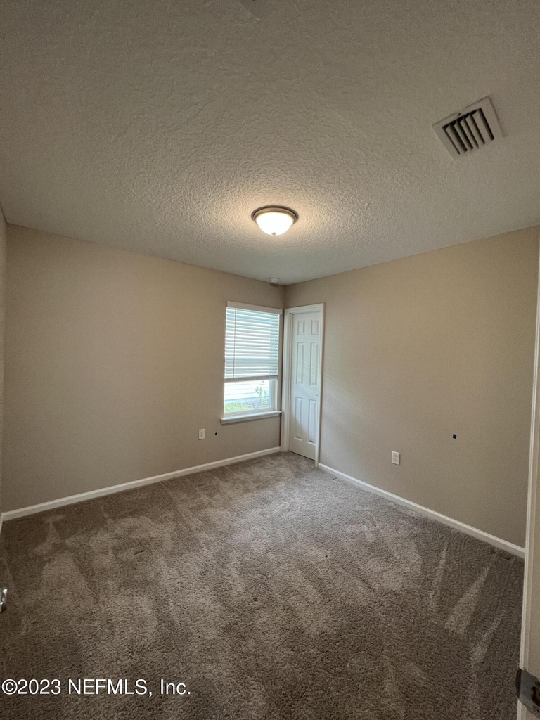 8138 Lumber Way - Photo 4