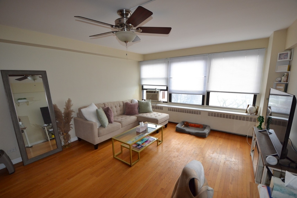 4180 N Marine Drive - Photo 10