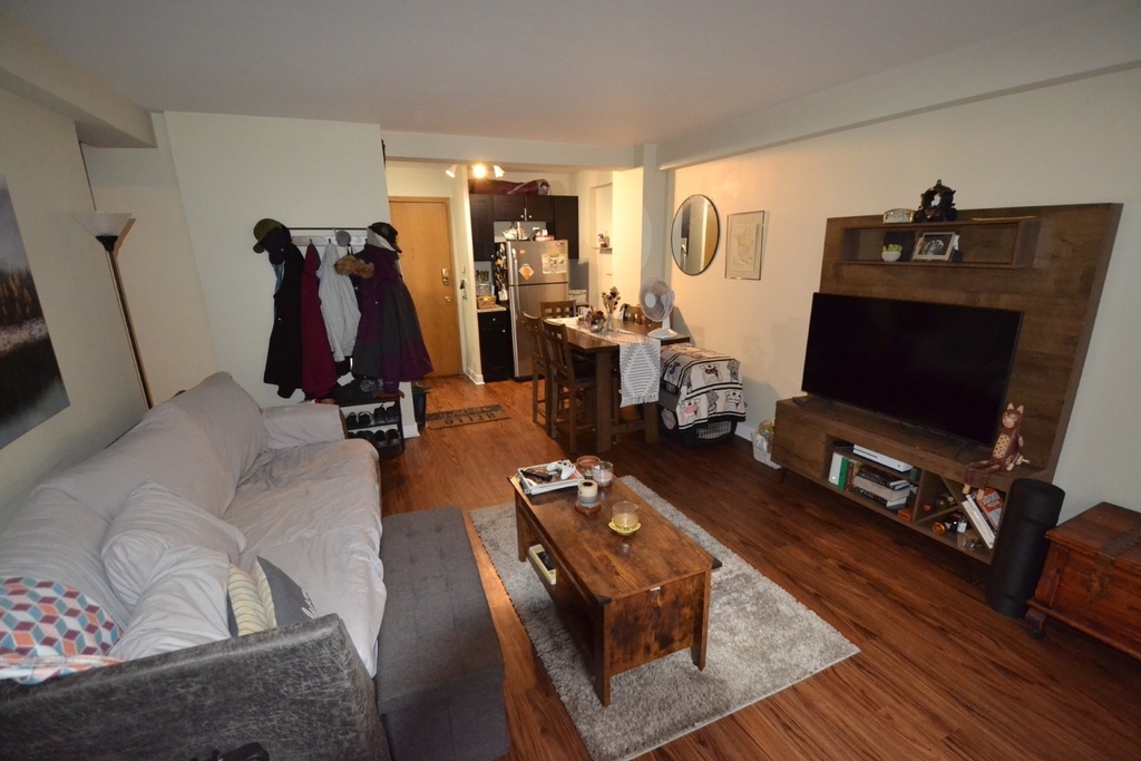 4180 N Marine Drive - Photo 6