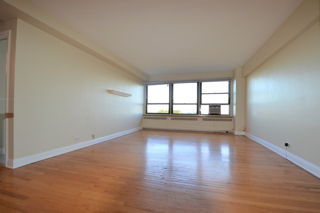 4180 N Marine Drive - Photo 4