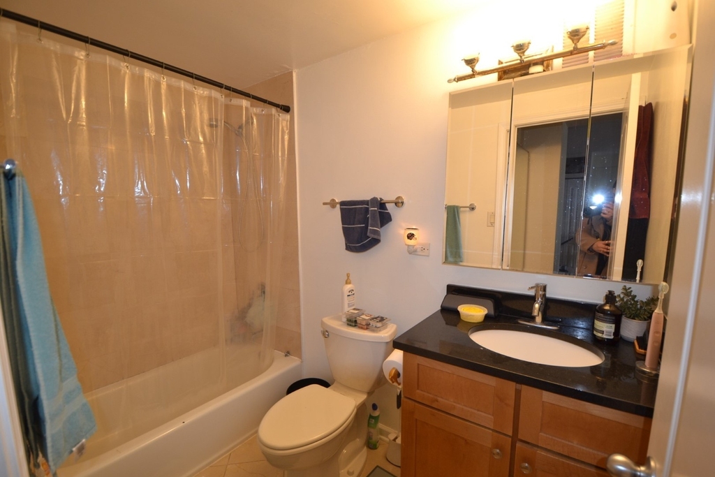 4180 N Marine Drive - Photo 9