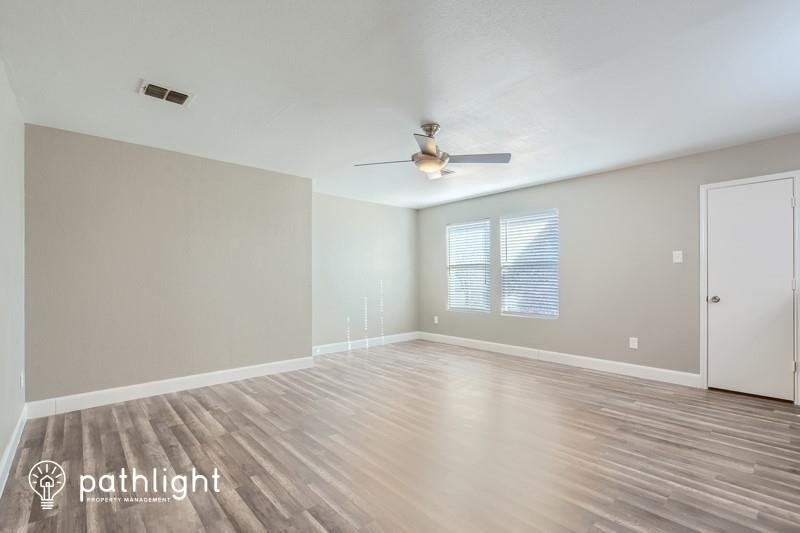 1314 Windward Lane - Photo 1