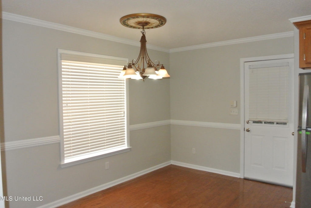 9731 Pigeon Roost Park Circle - Photo 2