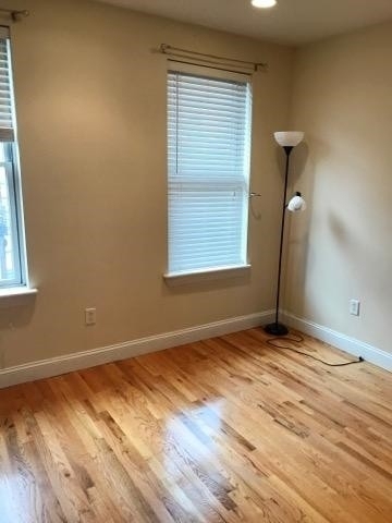 120 Willow Ave - Photo 6