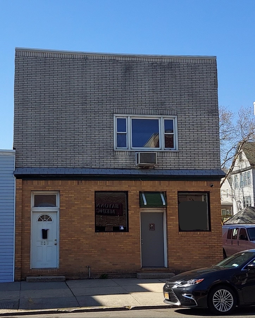 263 Broadway - Photo 1