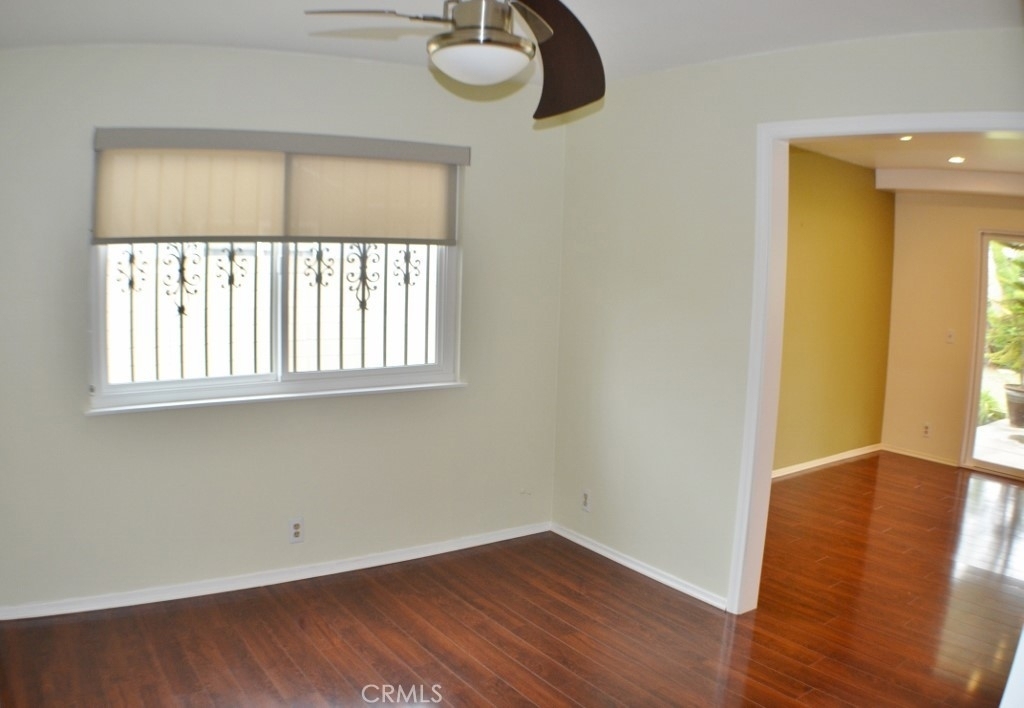 9627 Puffin Avenue - Photo 3