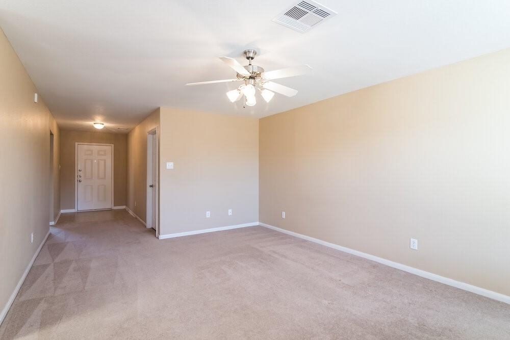 4014 Cozy Trail Court - Photo 2