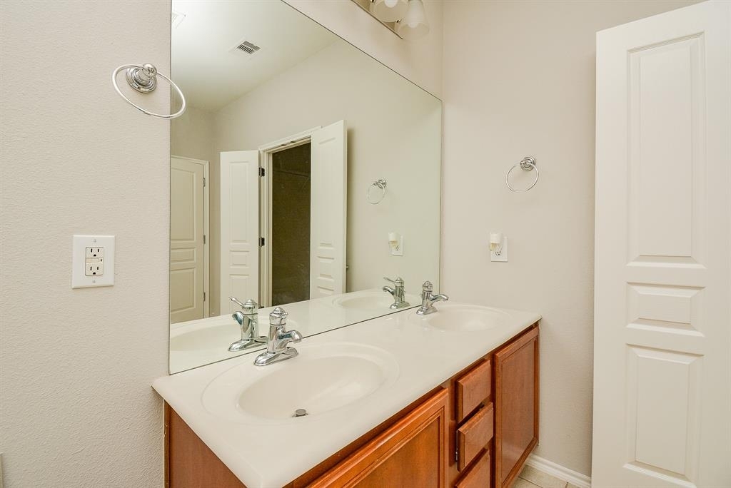 9503 Herons Grove Lane - Photo 17