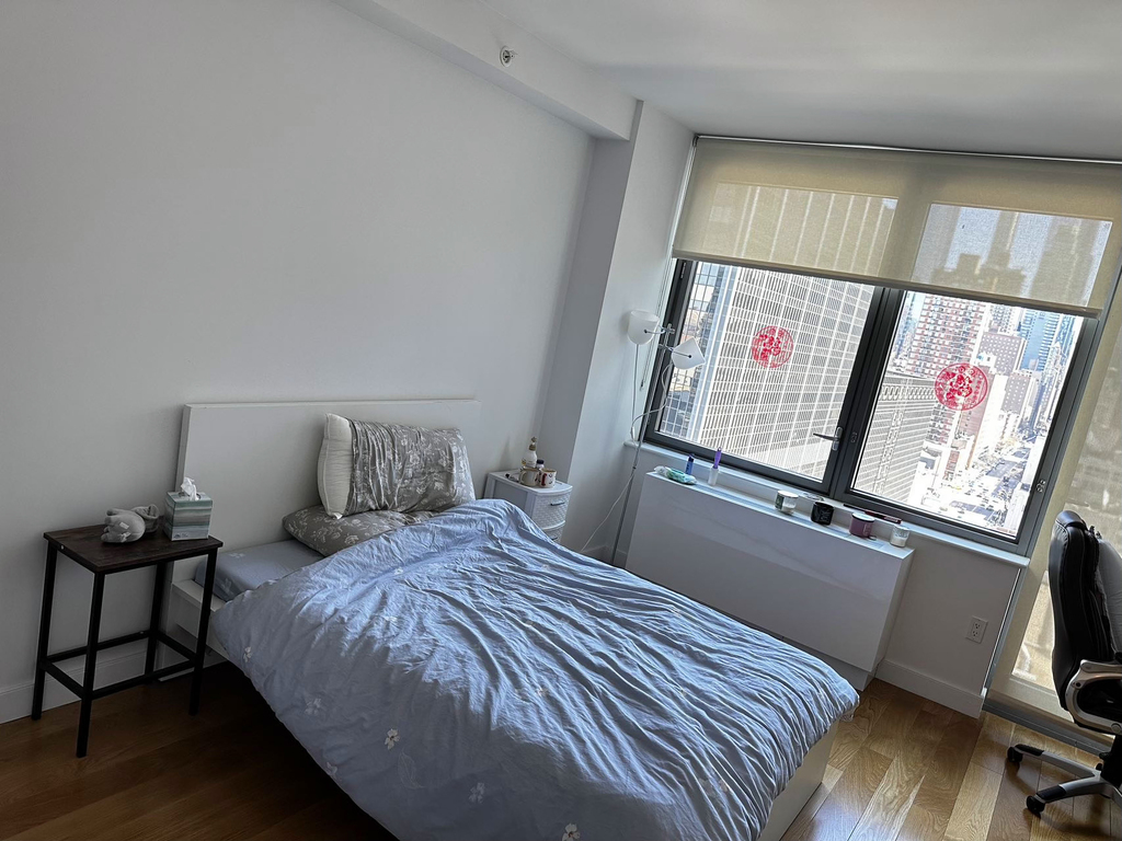 606 West 57th Street - Photo 2