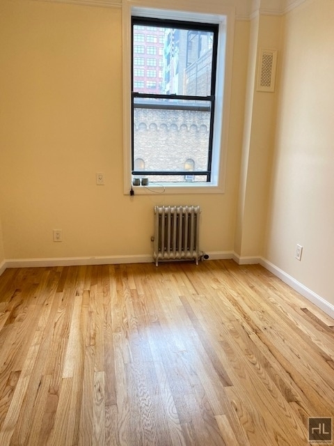 West 45 Street - Photo 1