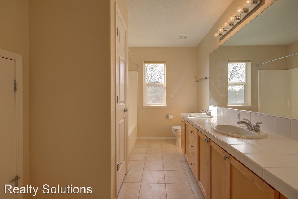 3677 Nw Lansbrook Terrace - Photo 27