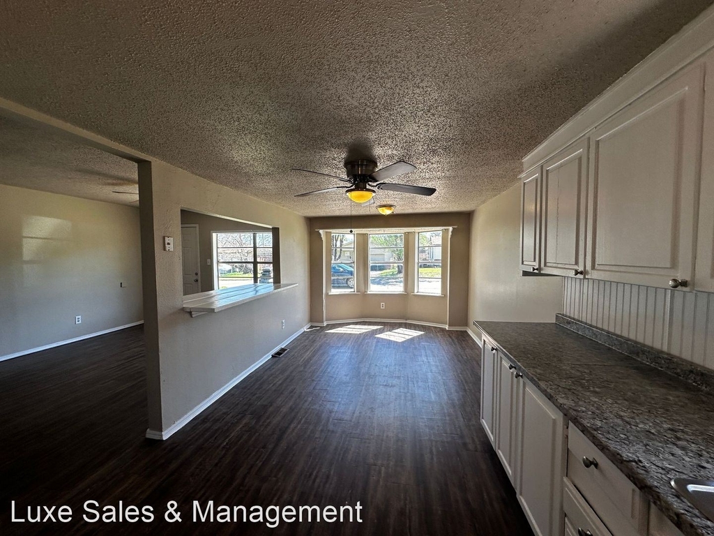 3103 Se 19th Street - Photo 2