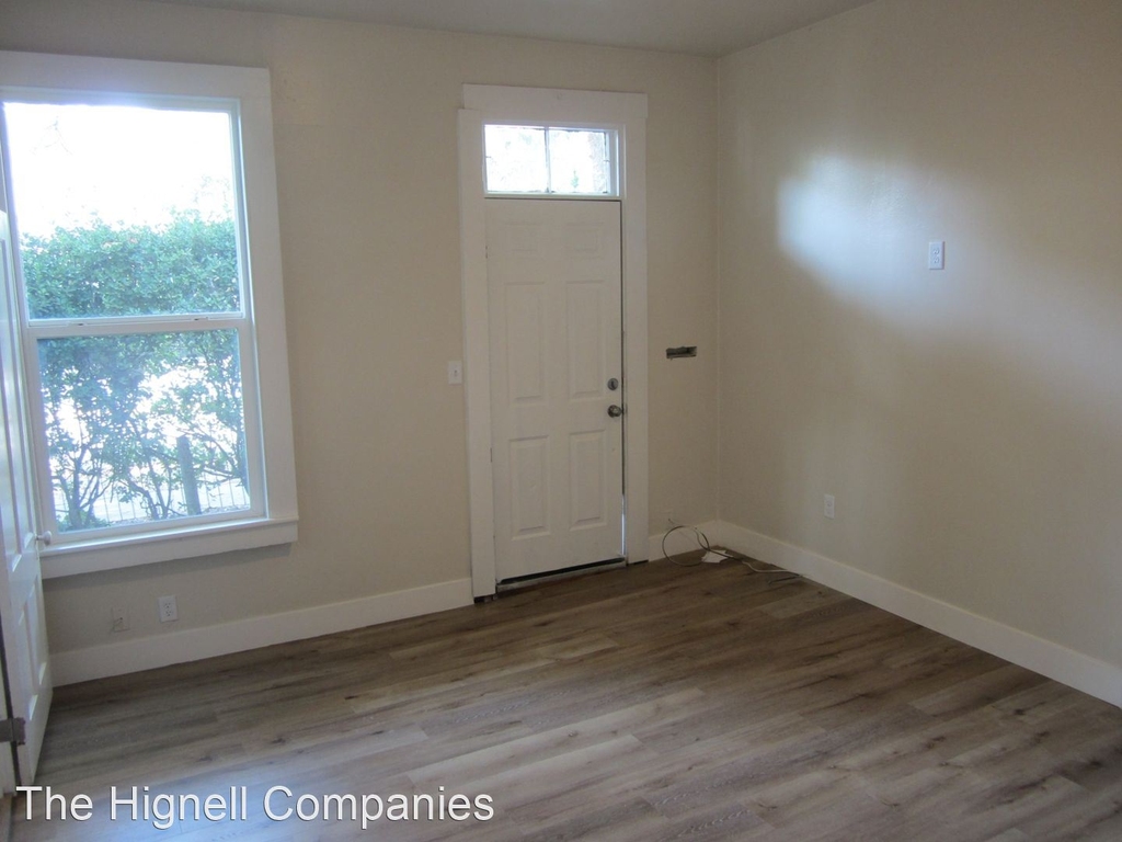 803 Normal St - Photo 1