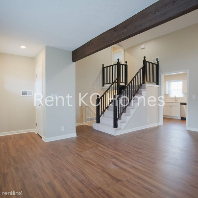 15930 West 123rd St - Photo 1