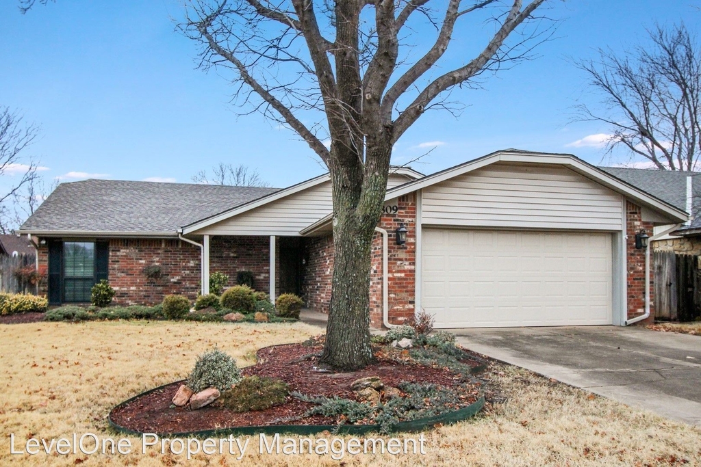 2809 Morgan Trail - Photo 0