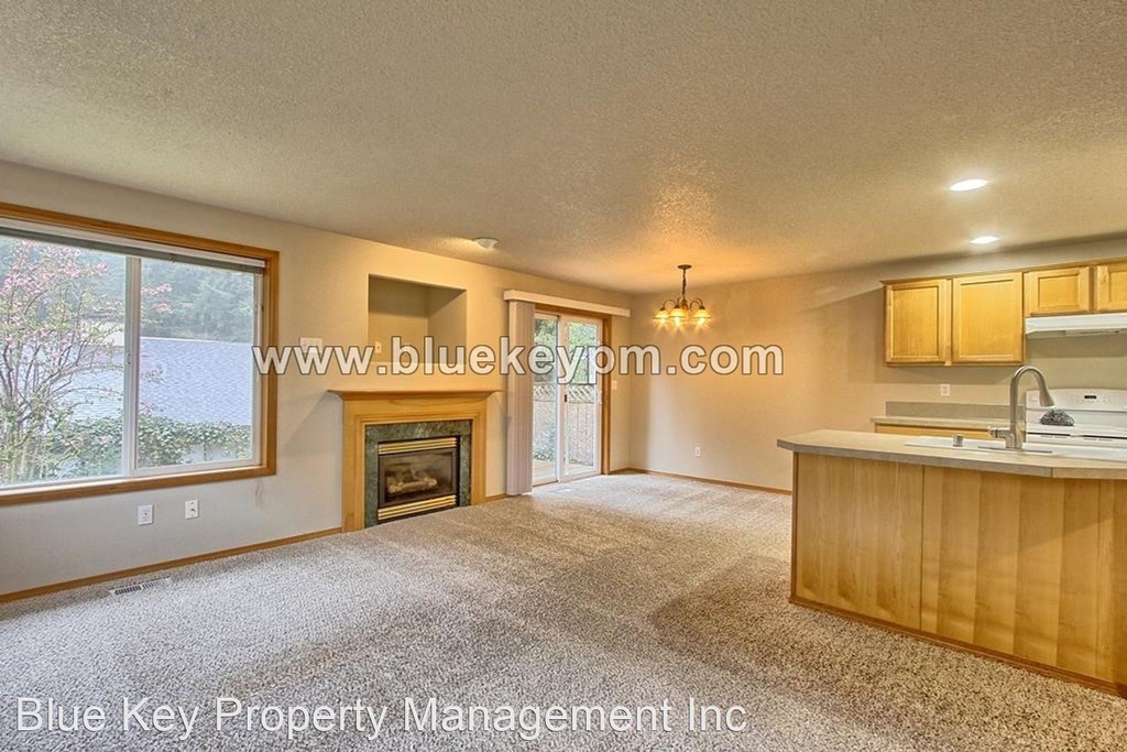 2214 Ne 137th Court - Photo 2