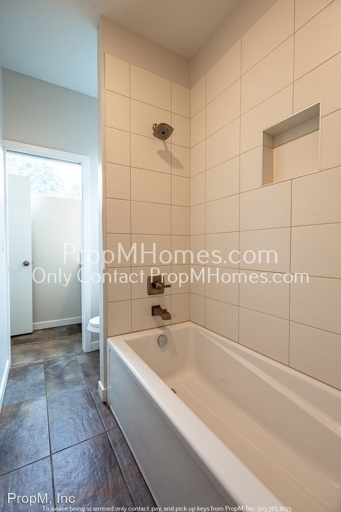 6882 Ne 13th Avenue - Photo 12