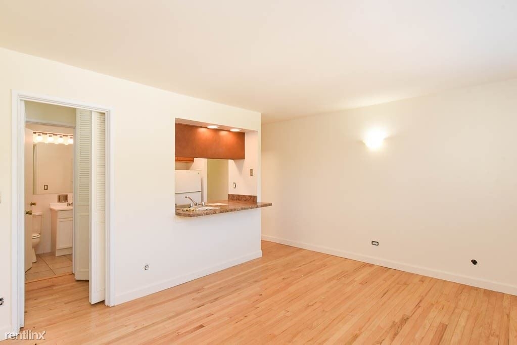 540 W. Roscoe, Unit C085 - Photo 9