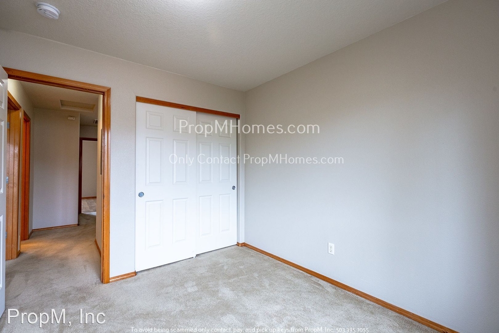 4317 Se 79th Avenue - Photo 12