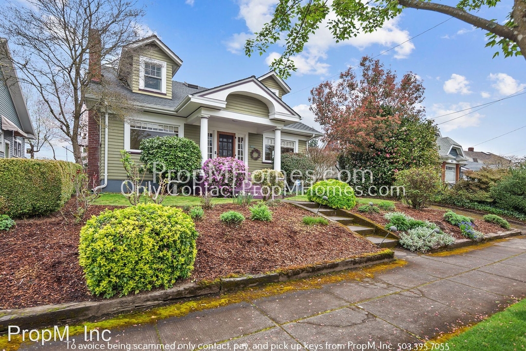 4023 Ne Multnomah Street - Photo 1