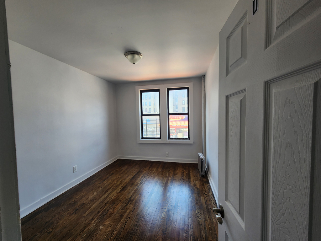 145 Vermilyea Avenue - Photo 2