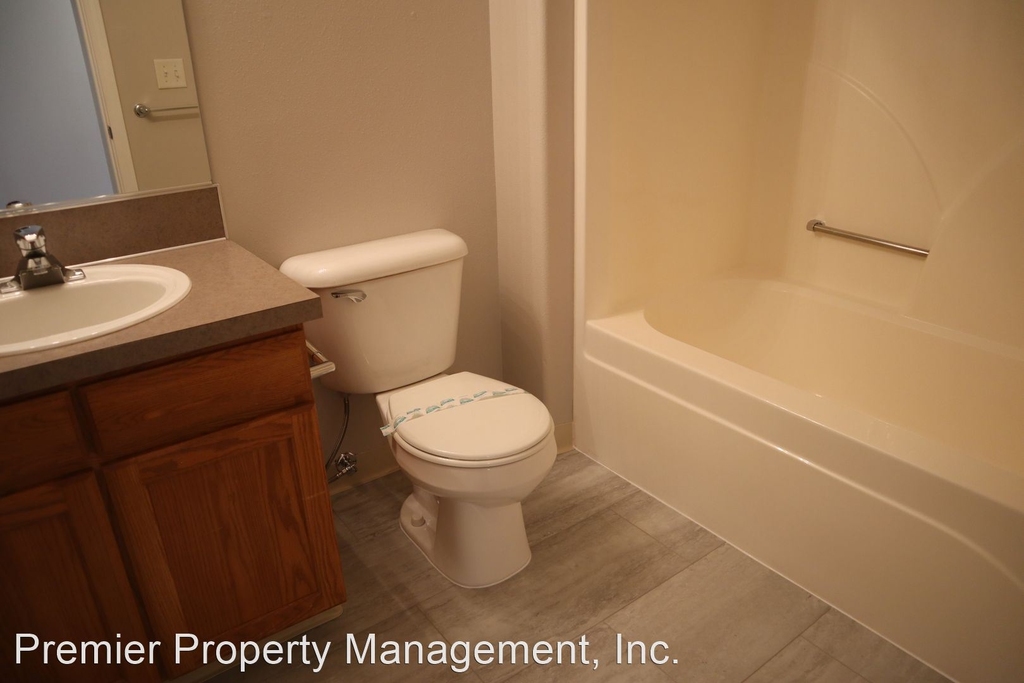 4615 Ne 126th Ave - Photo 15