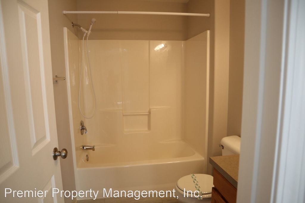 4615 Ne 126th Ave - Photo 11