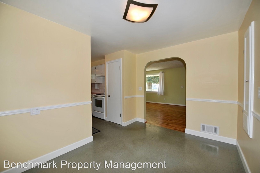 1223 E St. Maries Ave - Photo 8