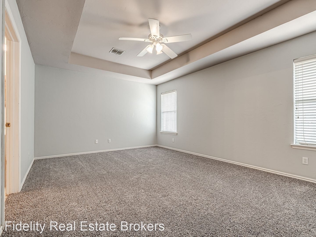 6904 Nw 134th Terr - Photo 16