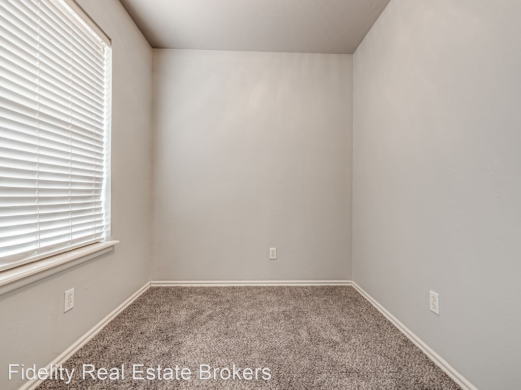 6904 Nw 134th Terr - Photo 19